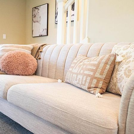 Exquisite Central Townhome With Spacious Loft And Gourmet Kitchen シアトル エクステリア 写真